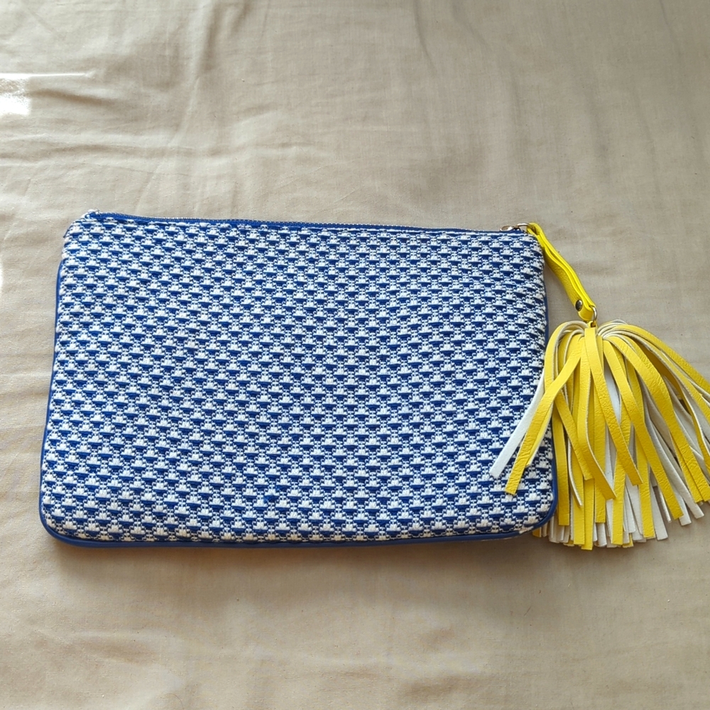 COPY - NAVY BLUE & WHITE AND YELLOW TASSEL CLUTCH
